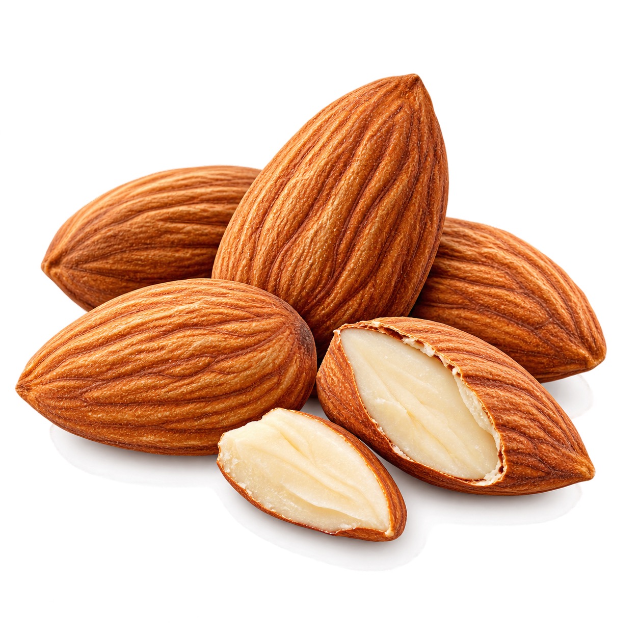 Whole almonds and cut almond kernels ingredient graphic