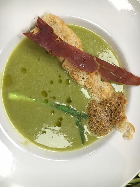 Asparagus Soup with Prosciutto Chip